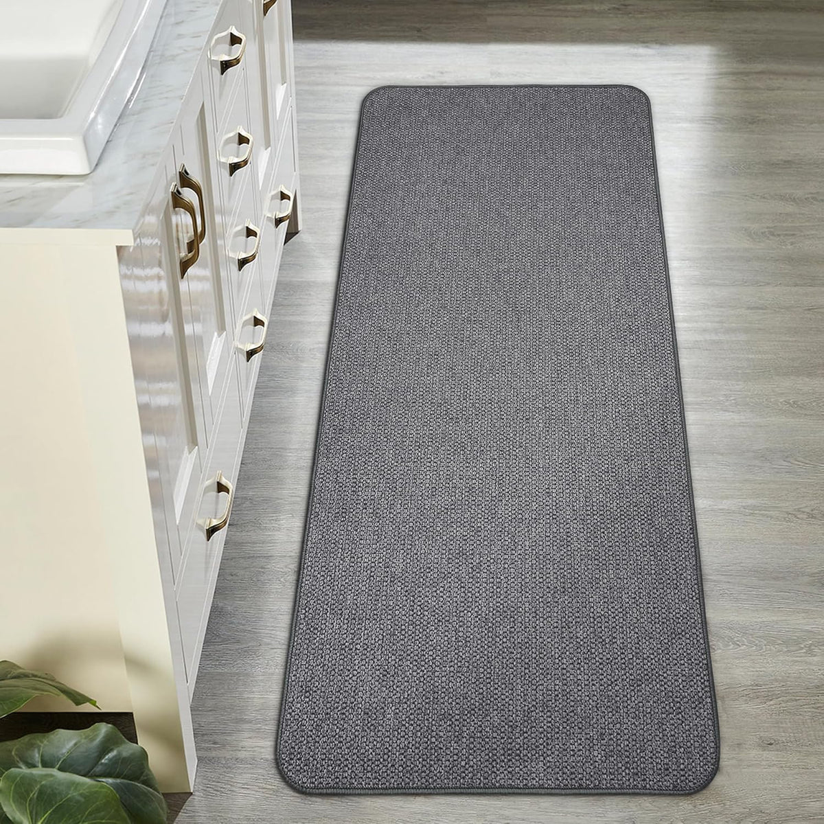 Bath Mat,Ultra Thin Bathroom Runner Rugs,Large Bath Mats for Bathroom,Quick Dry,Non-Slip,Machine