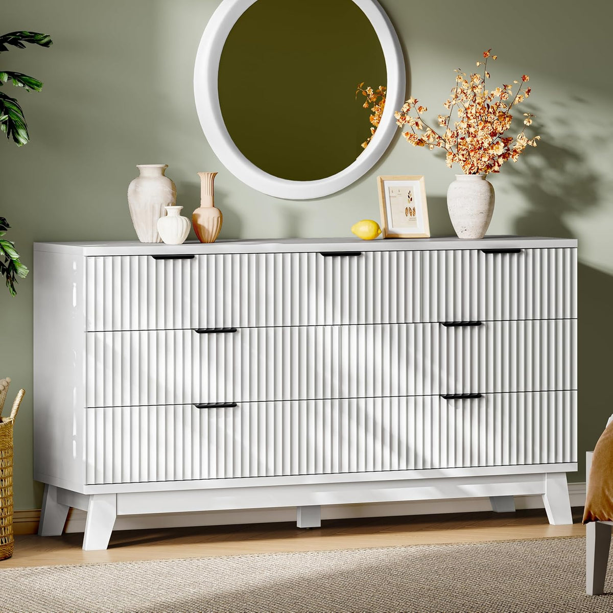 Fluted Dresser with 7 Drawers, 58" Wide Modern Chest of Drawers with Metal Handle, Wooden Dresser