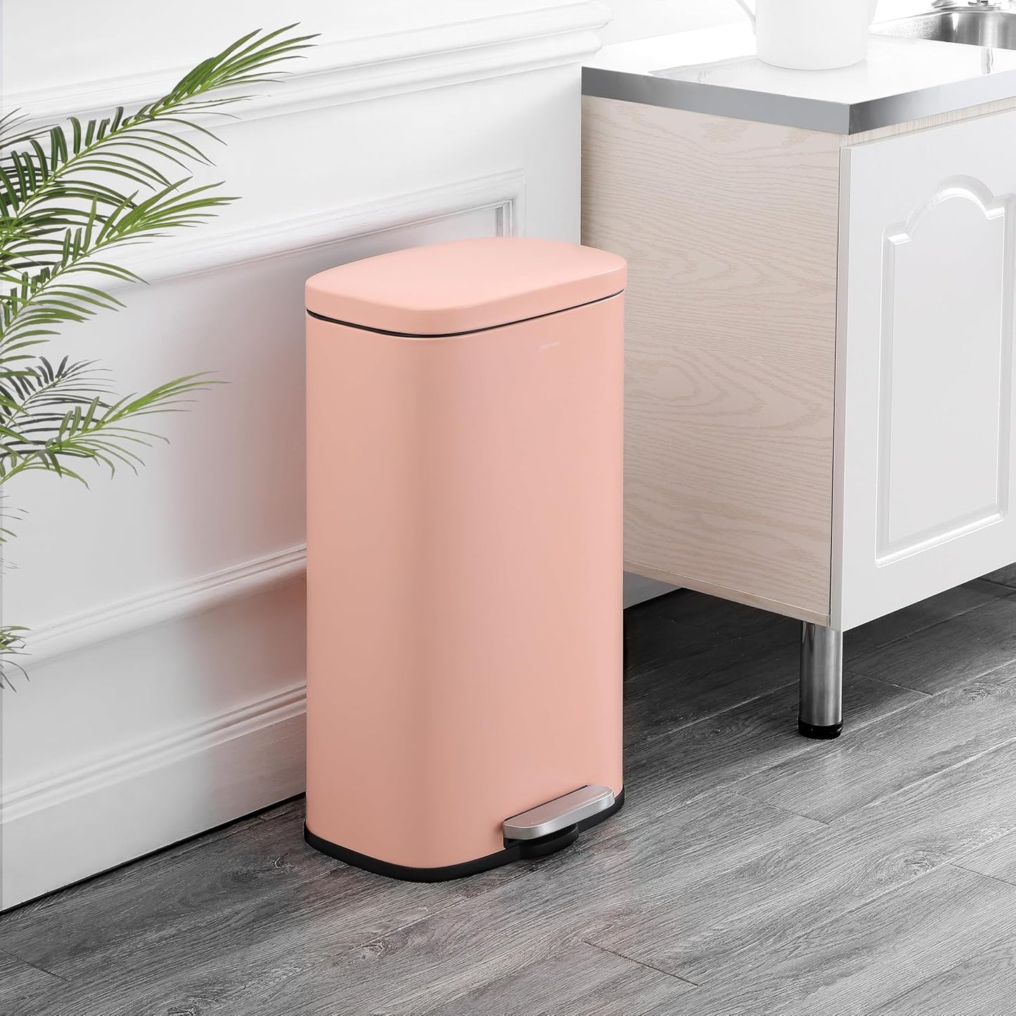 happimess HPM1011F Curtis 8-Gallon Step-Open Trash Can, Fingerprint Resistant, Modern, Minimalistic