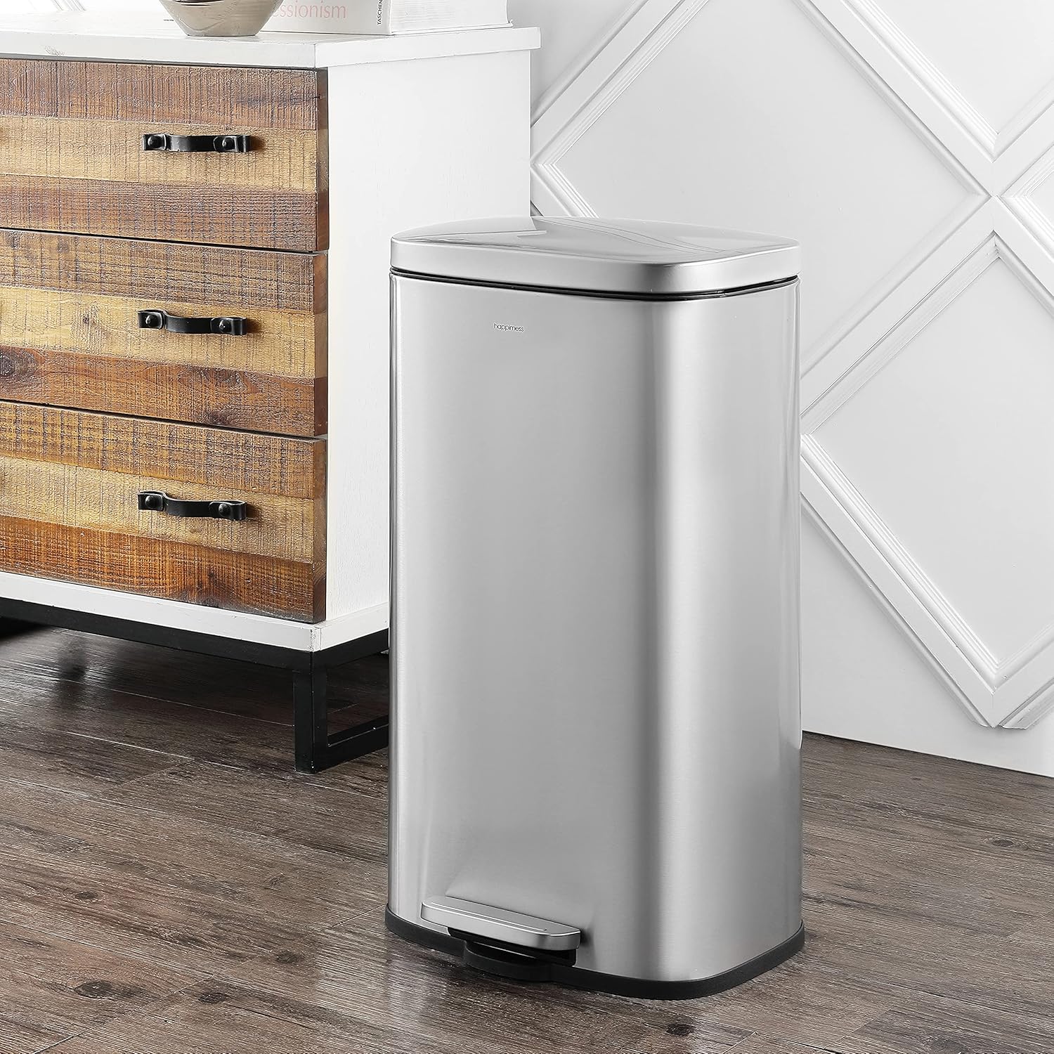happimess HPM1011A Curtis 8-Gallon Step-Open Trash Can with Soft-Close Lid, Modern, Minimalistic