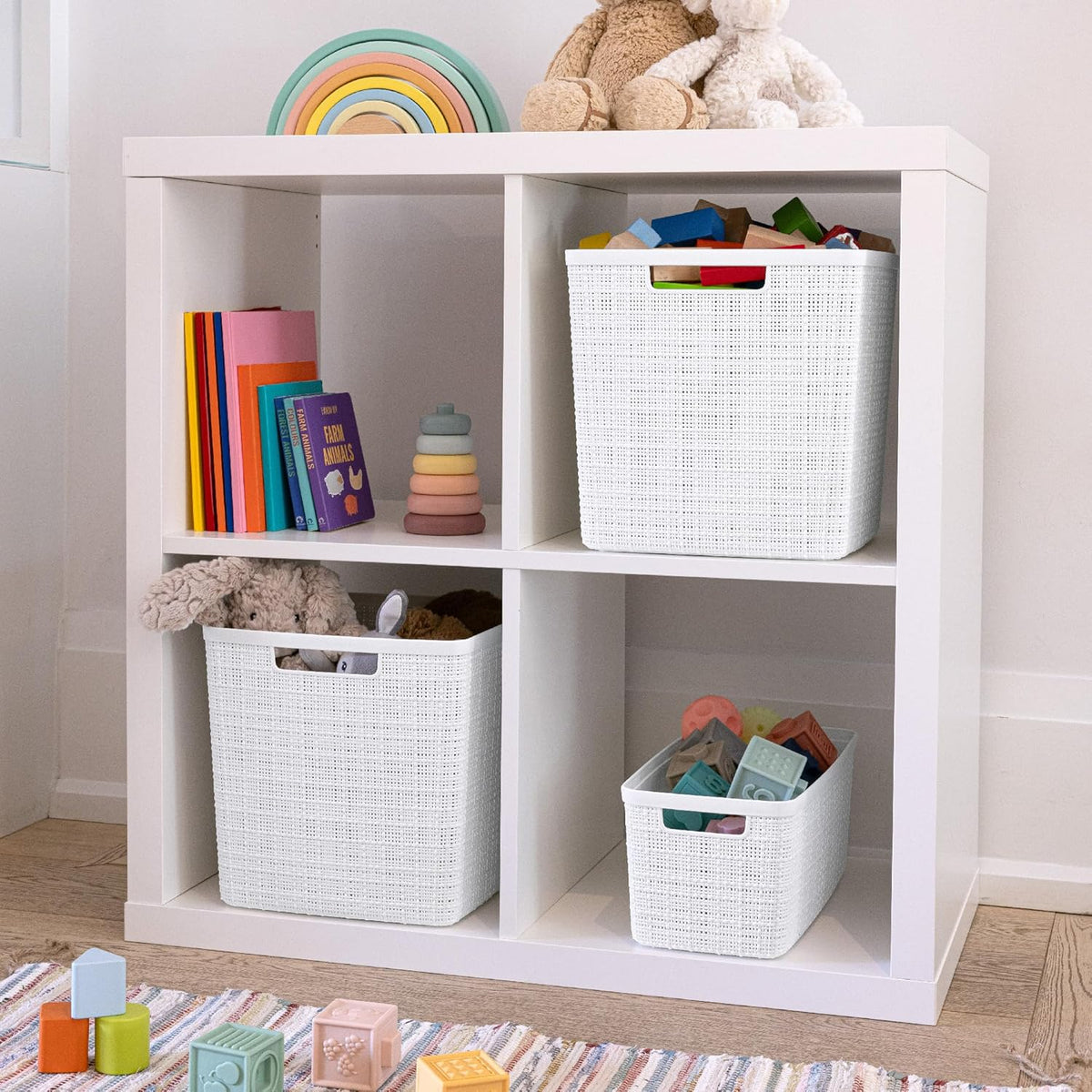 Curver Jute Decorative Plastic Organization and Storage Basket Perfect Bins for Home Office, Closet