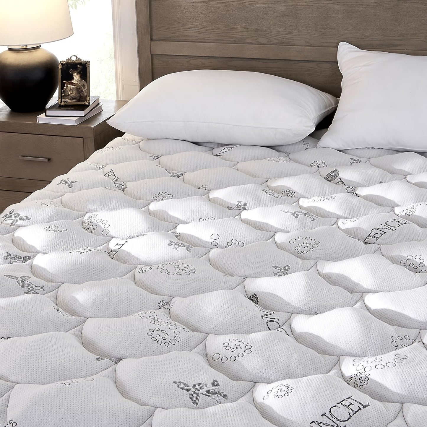 Softhour Padded Topper King Size 40% Tencel Blend Rayon from Bamboo and Polyester Filled Mattress