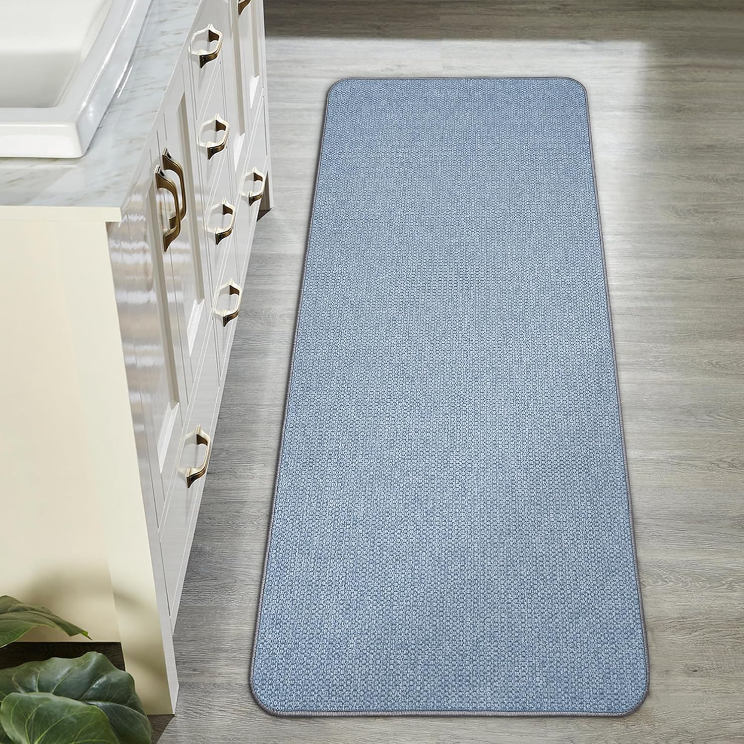 Bath Mat,Ultra Thin Bathroom Runner Rugs,Large Bath Mats for Bathroom,Quick Dry,Non-Slip,Machine