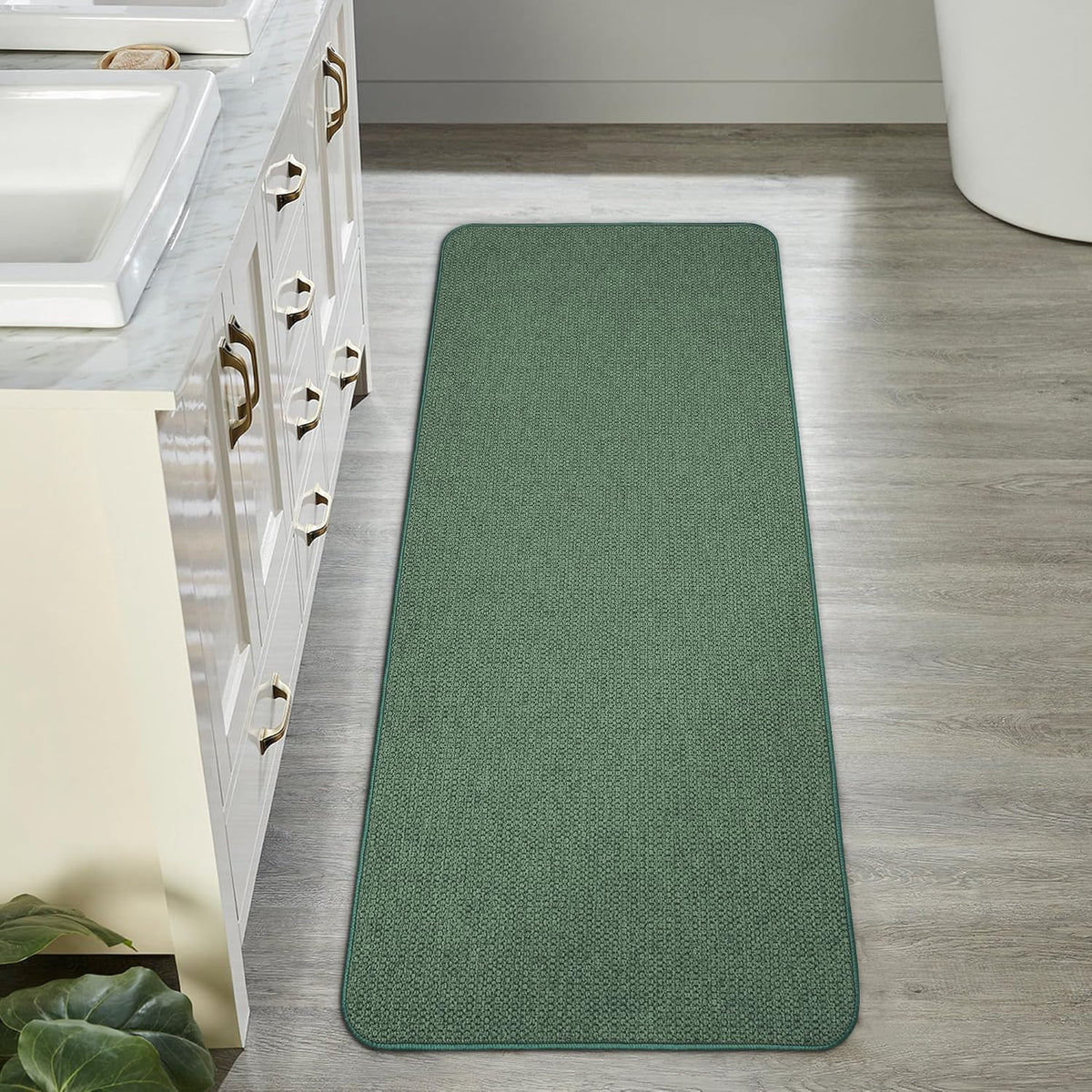 Bath Mat,Ultra Thin Bathroom Runner Rugs,Large Bath Mats for Bathroom,Quick Dry,Non-Slip,Machine