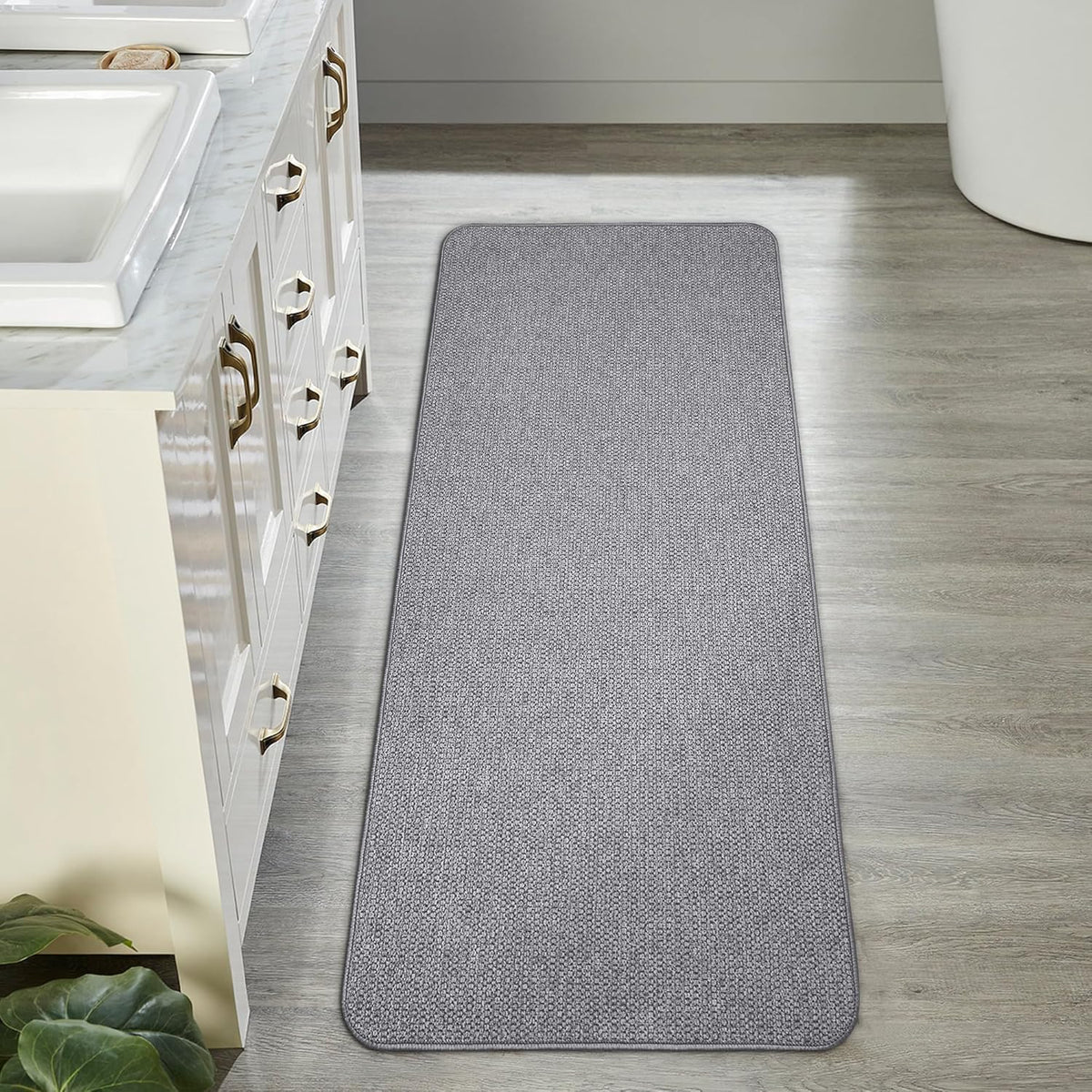 Bath Mat,Ultra Thin Bathroom Runner Rugs,Large Bath Mats for Bathroom,Quick Dry,Non-Slip,Machine