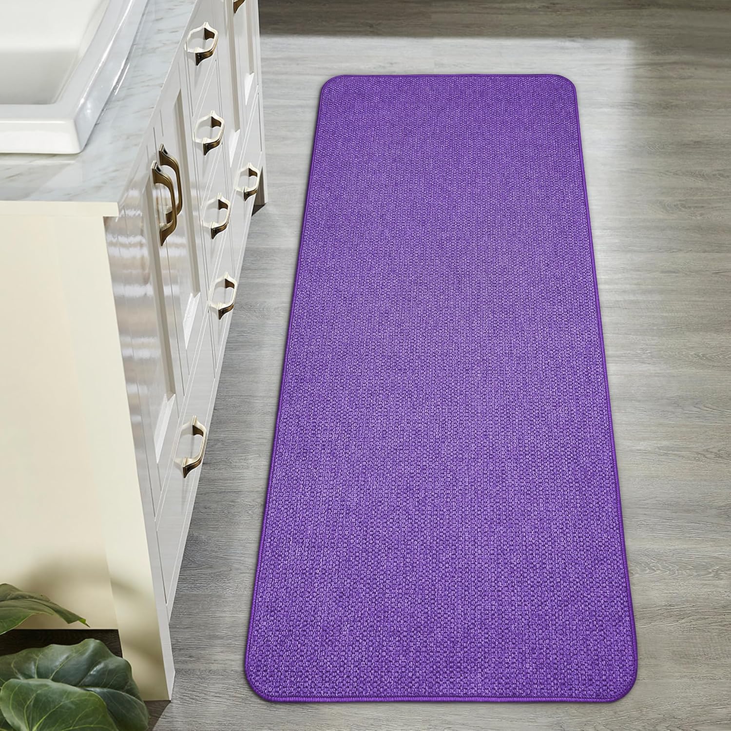 Bath Mat,Ultra Thin Bathroom Runner Rugs,Large Bath Mats for Bathroom,Quick Dry,Non-Slip,Machine