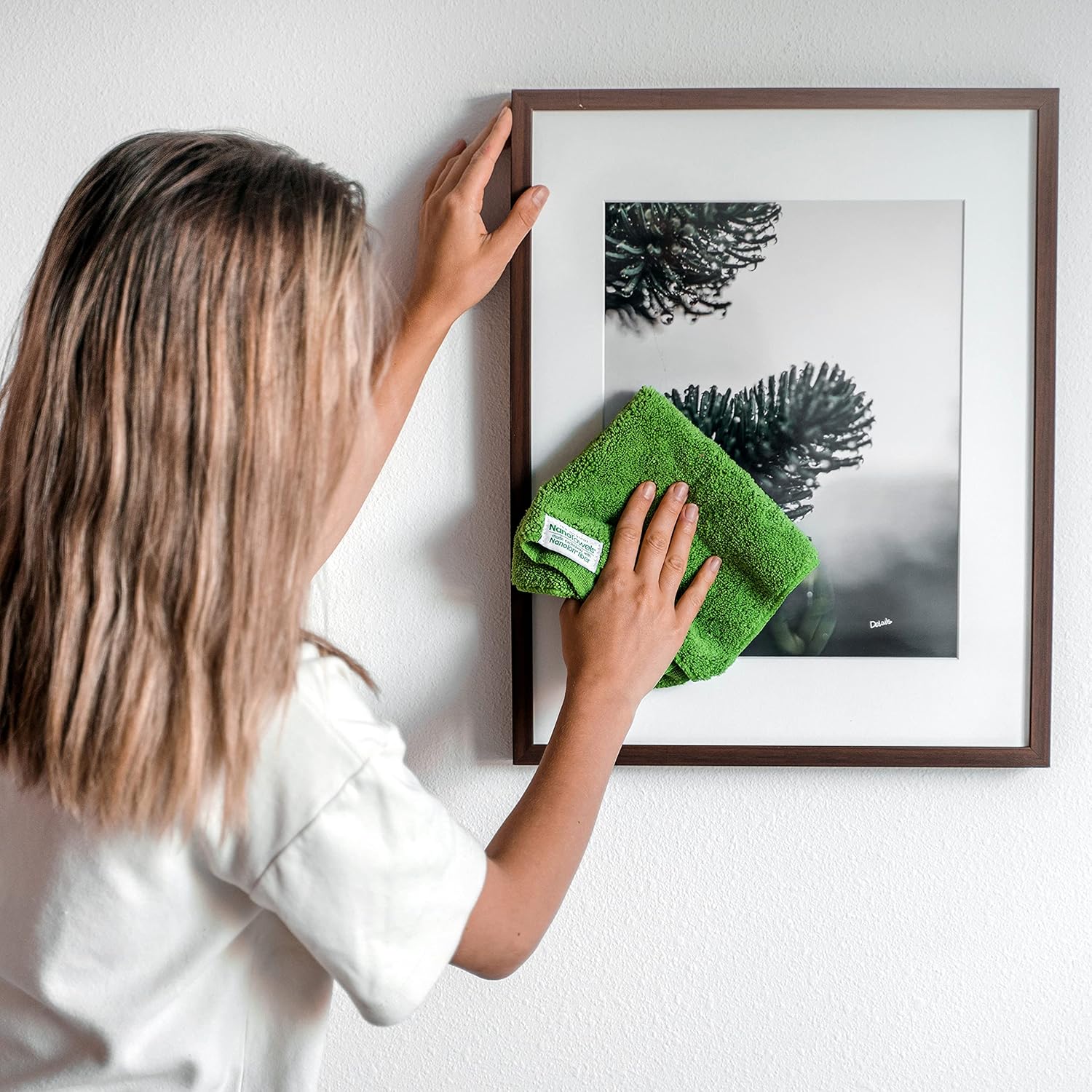 The Amazing Eco Cloth That Cleans Virtually Any Surface with Only Water. No More Paper Towels Or