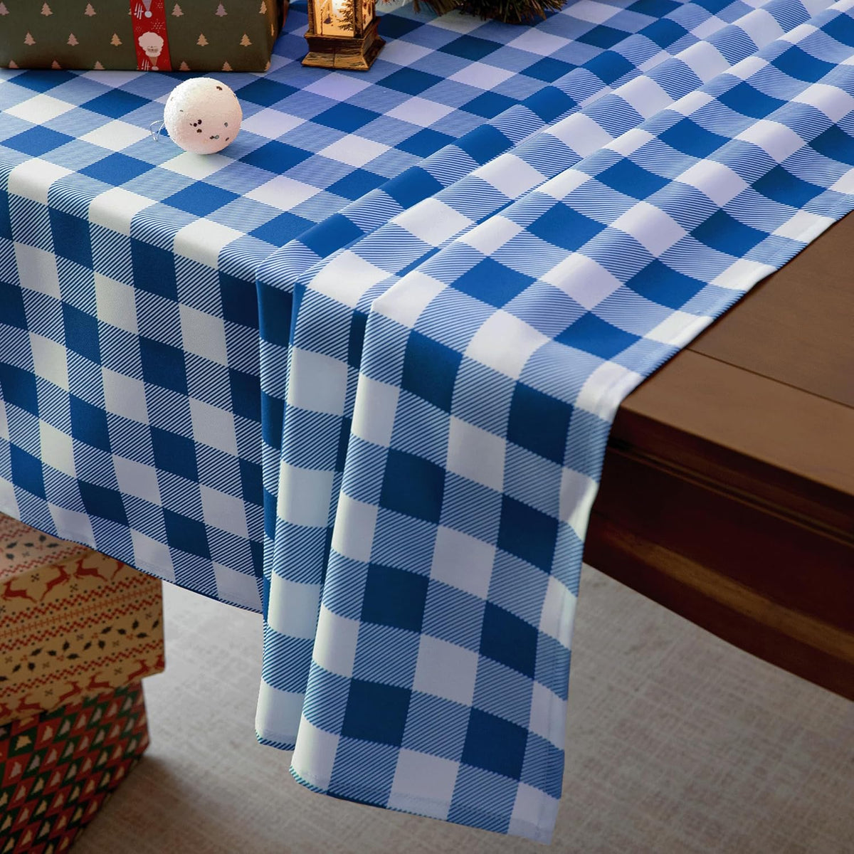 Classic Gingham Plaid Tablecloth Fabric - Rectangular 58x102 Inch Water Resistant Checked Table