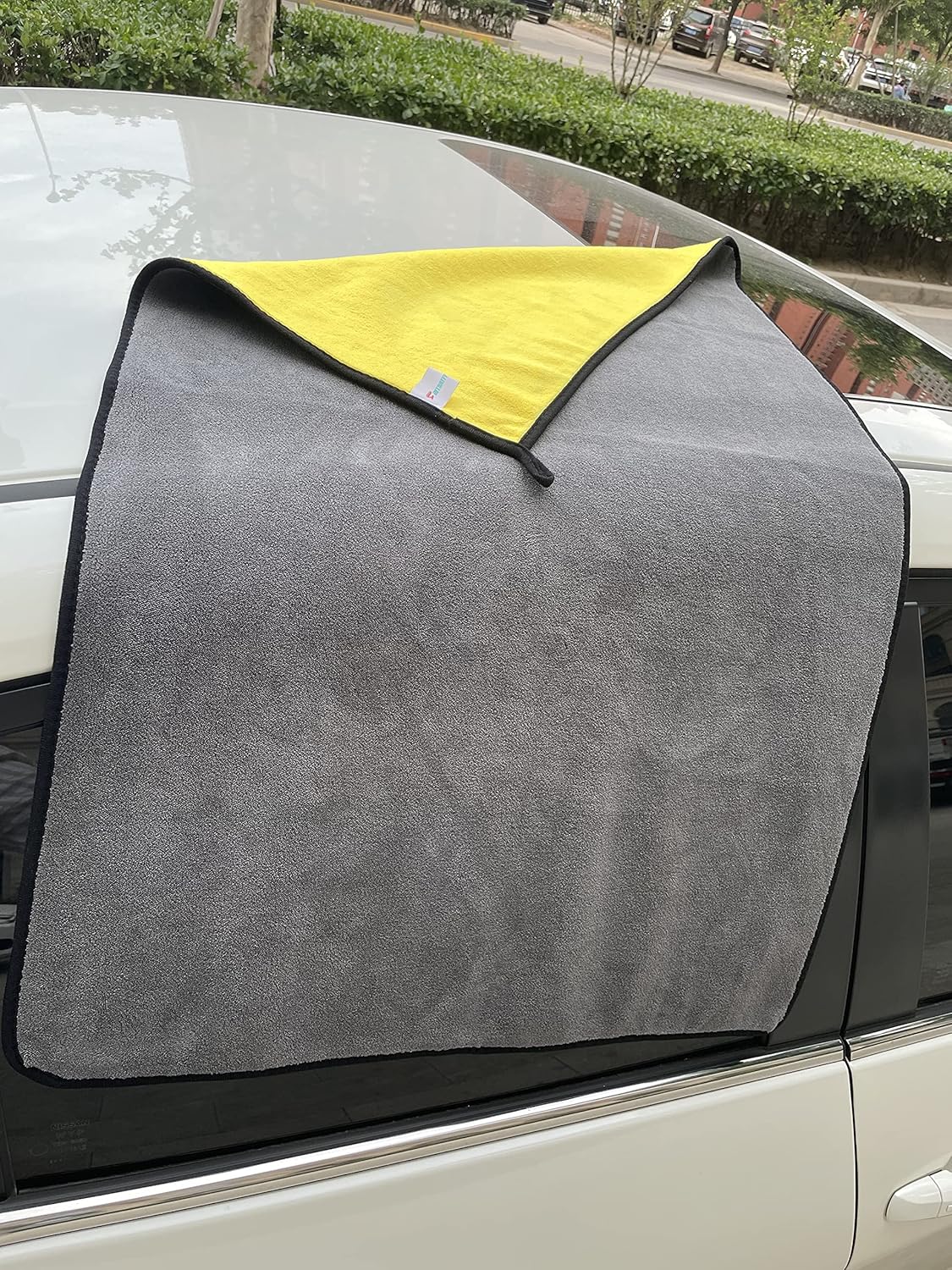 Large Microfiber Drying Towel for Car, Great Thick Soft Plush Towels, 36 x 24inches 800GSM